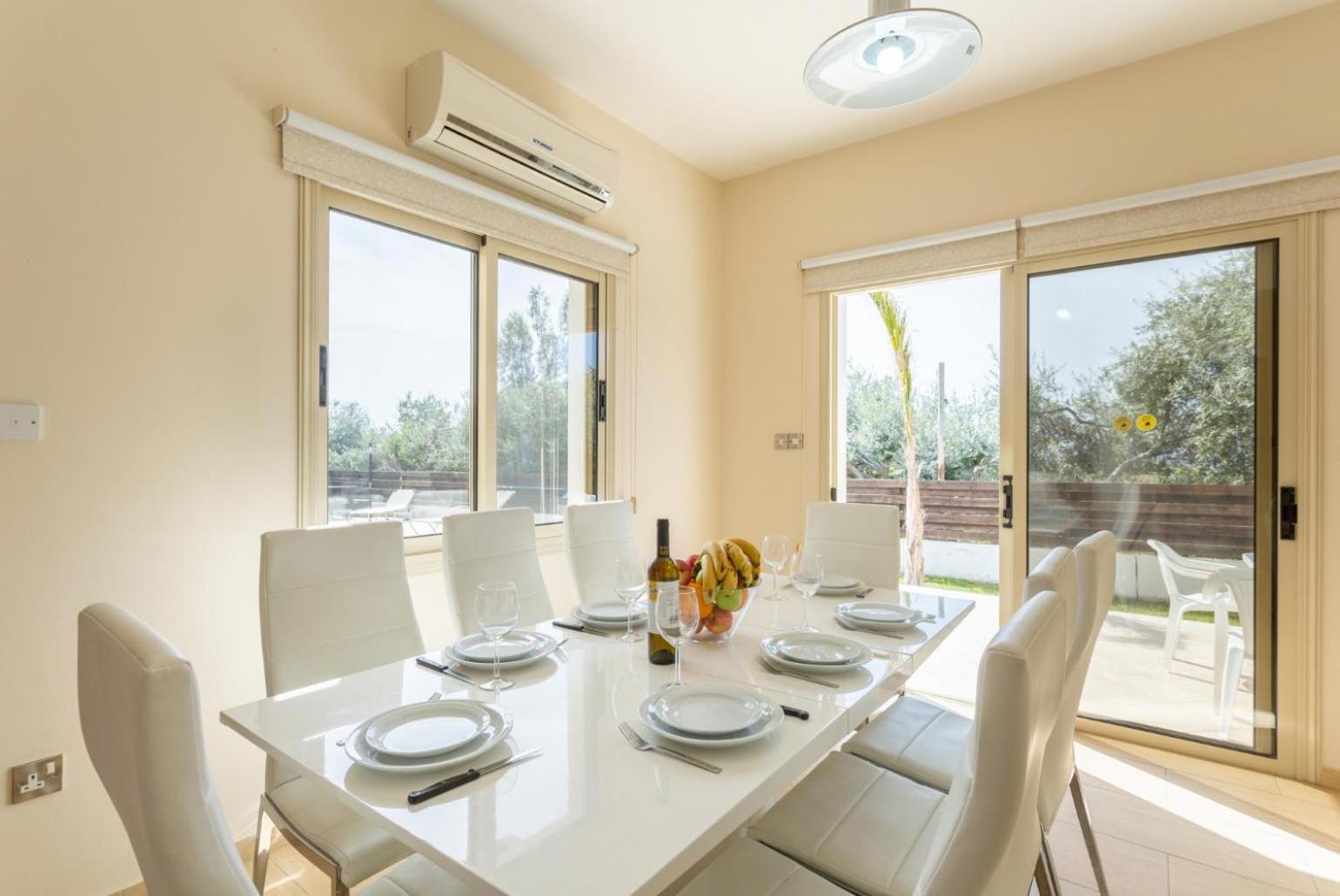 Villa Rose Paphos Bagian luar foto